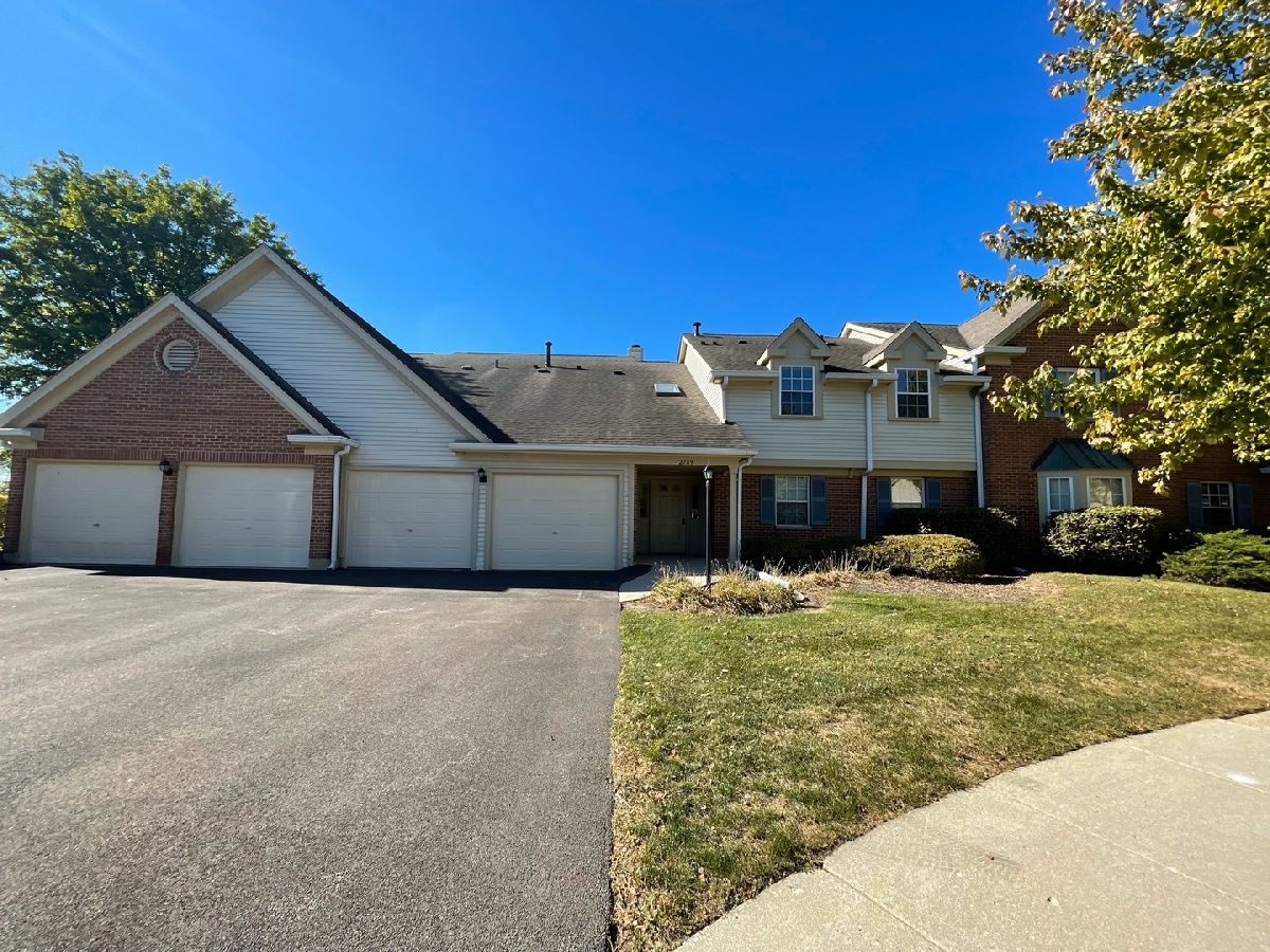 Townhomes & Condos Rented Towne Place Schaumburg Illinois, 2789 Green Bridge