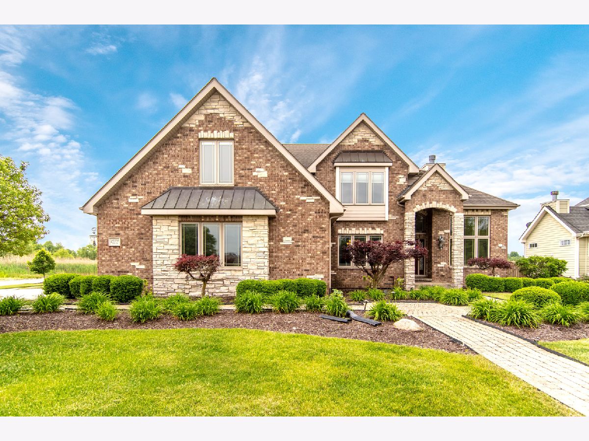 Homes Sold Springbank Plainfield Illinois, 25319 Alison