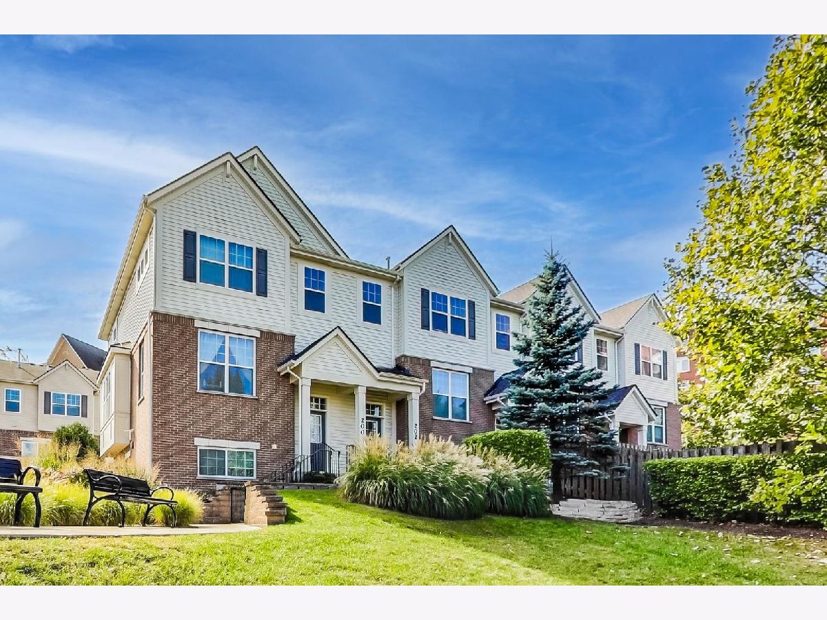 Townhomes Sold Lexington Station Morton Grove Illinois, 204 Concord