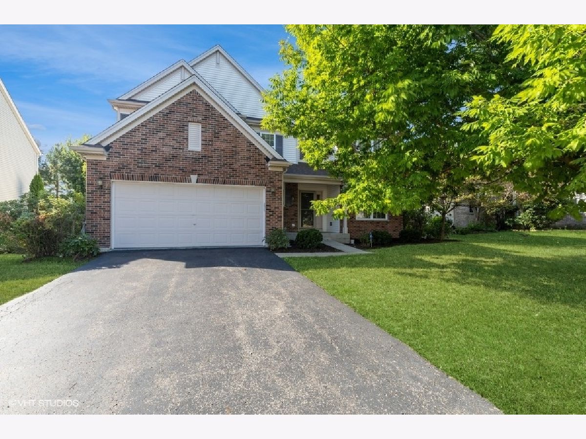 Homes Sold Prairie Walk Round Lake Illinois, 247 Prairie Walk
