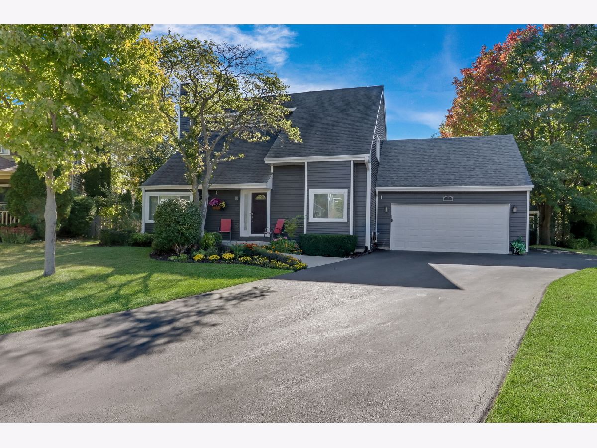 Sold Third Lake Illinois, 7 Whaler