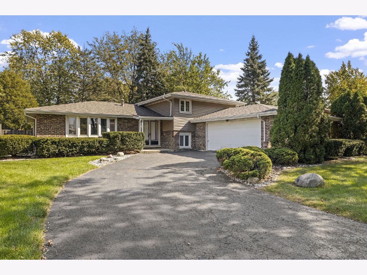 Homes Sold Villa West Orland Park Illinois, 13741 85th