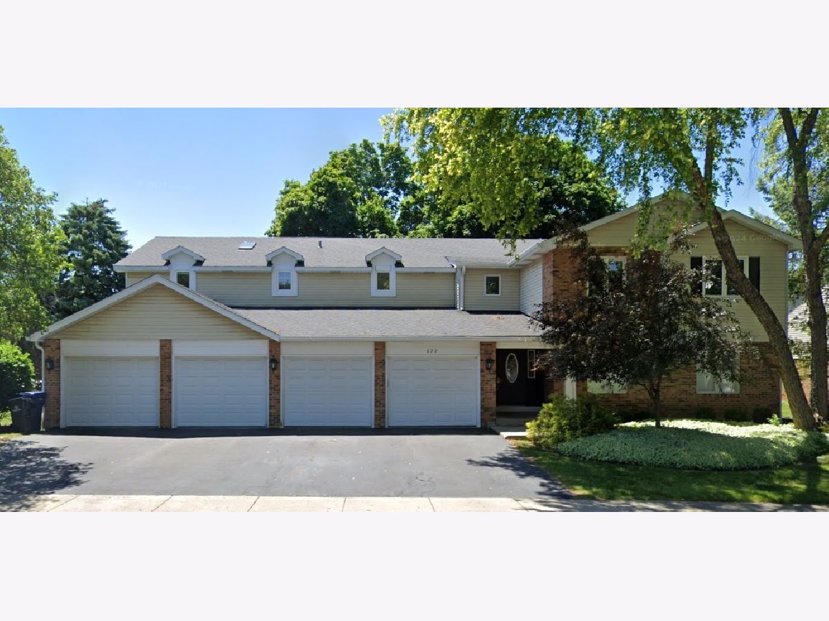 Condominiums Rented Creekside Court Naperville Illinois, 622 Zaininger