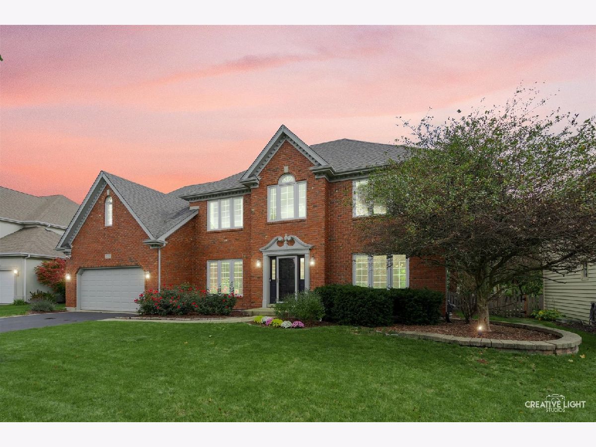 Homes Sold Stillwater Naperville Illinois, 2211 Fox Boro