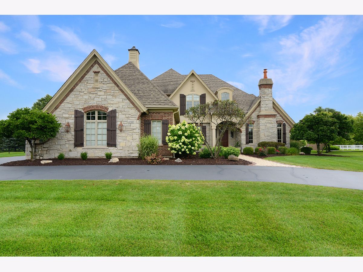 Homes Sold Dunham North Wayne Illinois, 5N783 Courcival