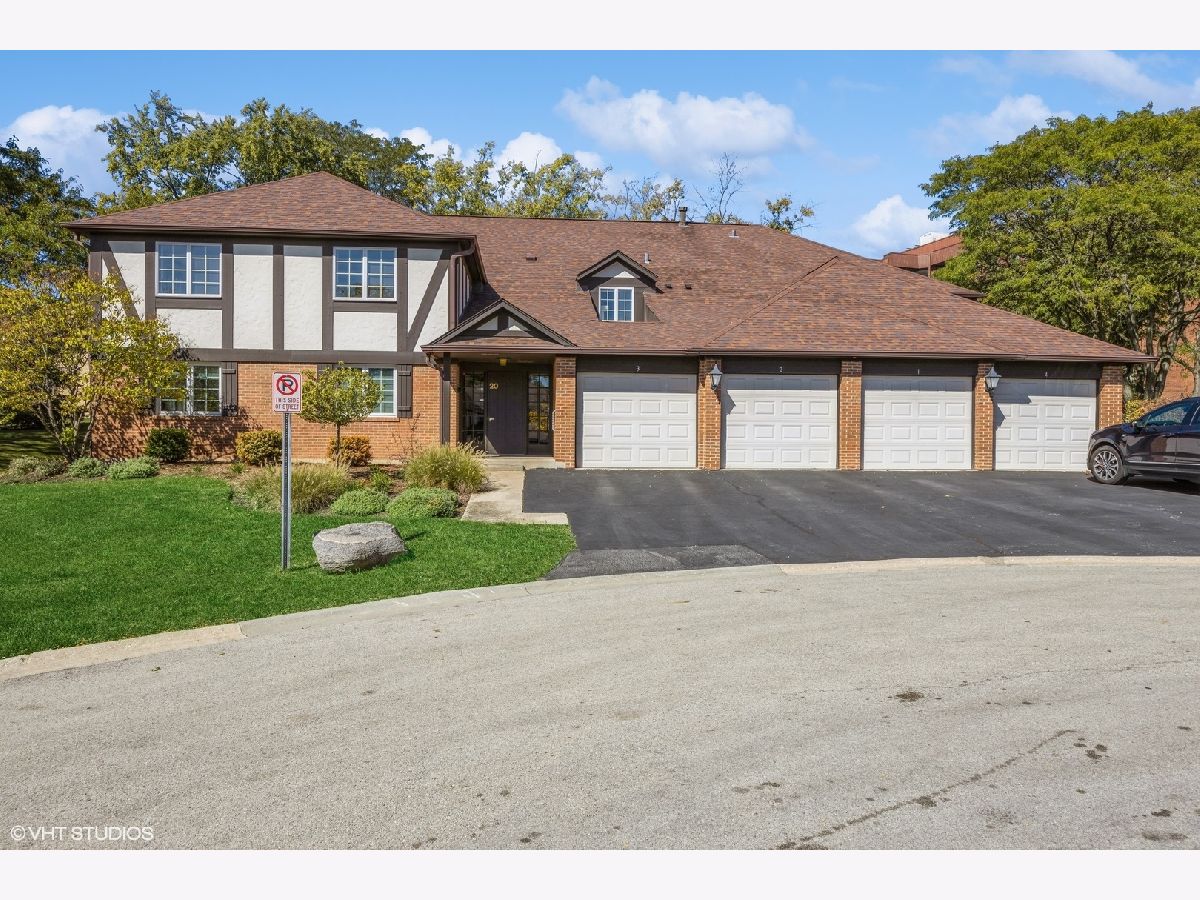 Condominiums & Homes Sold Indian Ridge Indian Head Park Illinois, 20 Sauk