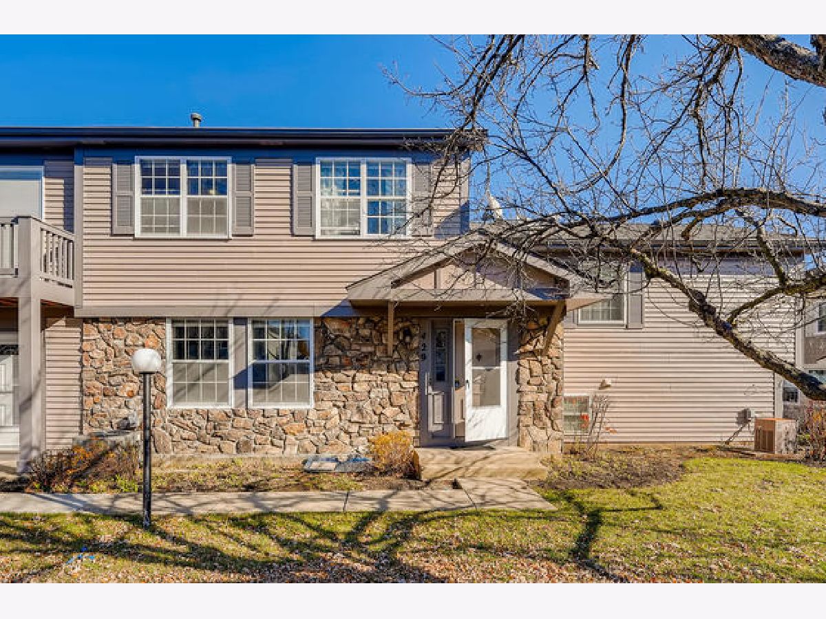 Townhomes & Condos Rented Westwood Vernon Hills Illinois, 429 Tanglewood