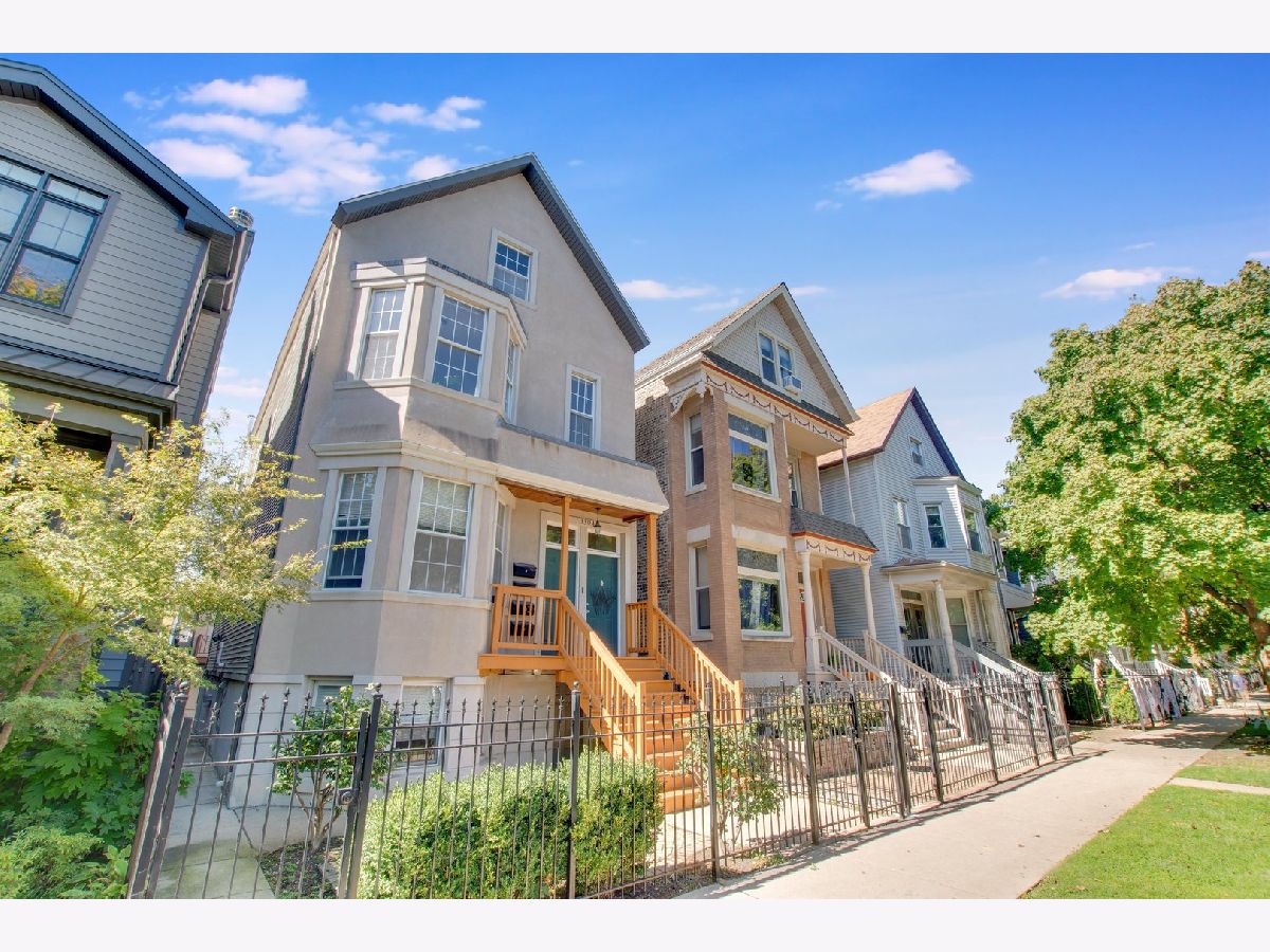 Townhomes & Condos & Homes Sold Roscoe Village/lakeview Chicago Illinois, 3304 Hamilton