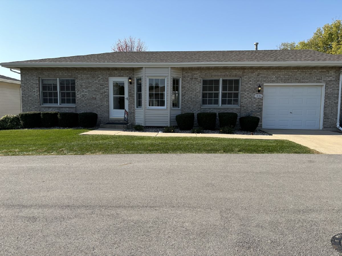 Homes & Condos & Townhomes Sold Whispering Meadows Crest Hill Illinois, 2086 Susanna
