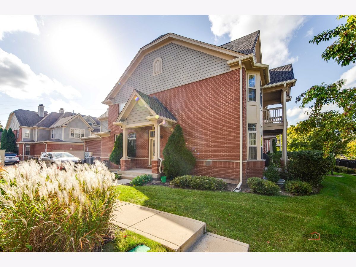 Condos & Townhomes & Homes Sold Woodlands Of Morton Grove Morton Grove Illinois, 6315 Lincoln