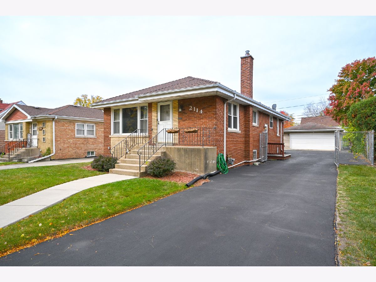  Rented Berkeley Illinois, 2114 Calvin