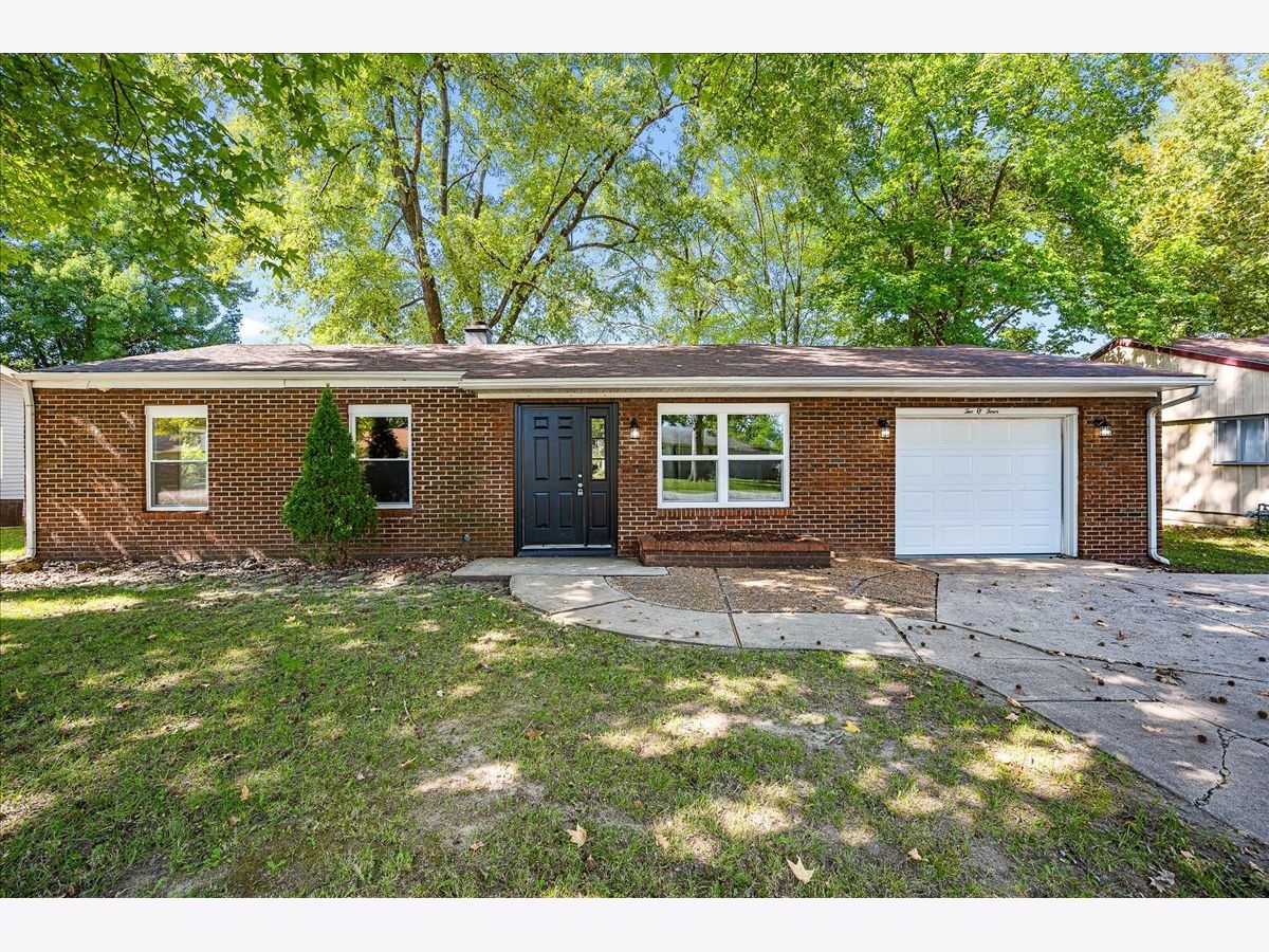  Sold Centralia Illinois, 204 Randolph