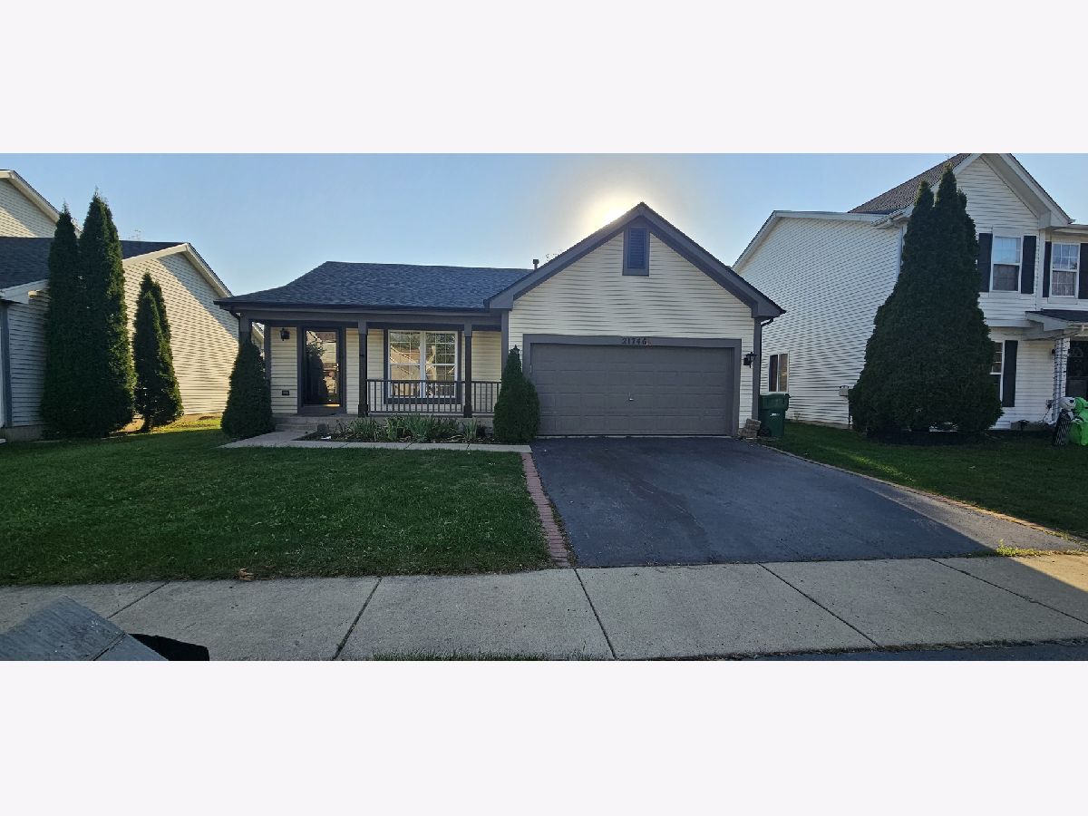 Homes & Townhomes Rented Lakewood Falls Plainfield Illinois, 21746 Halifax