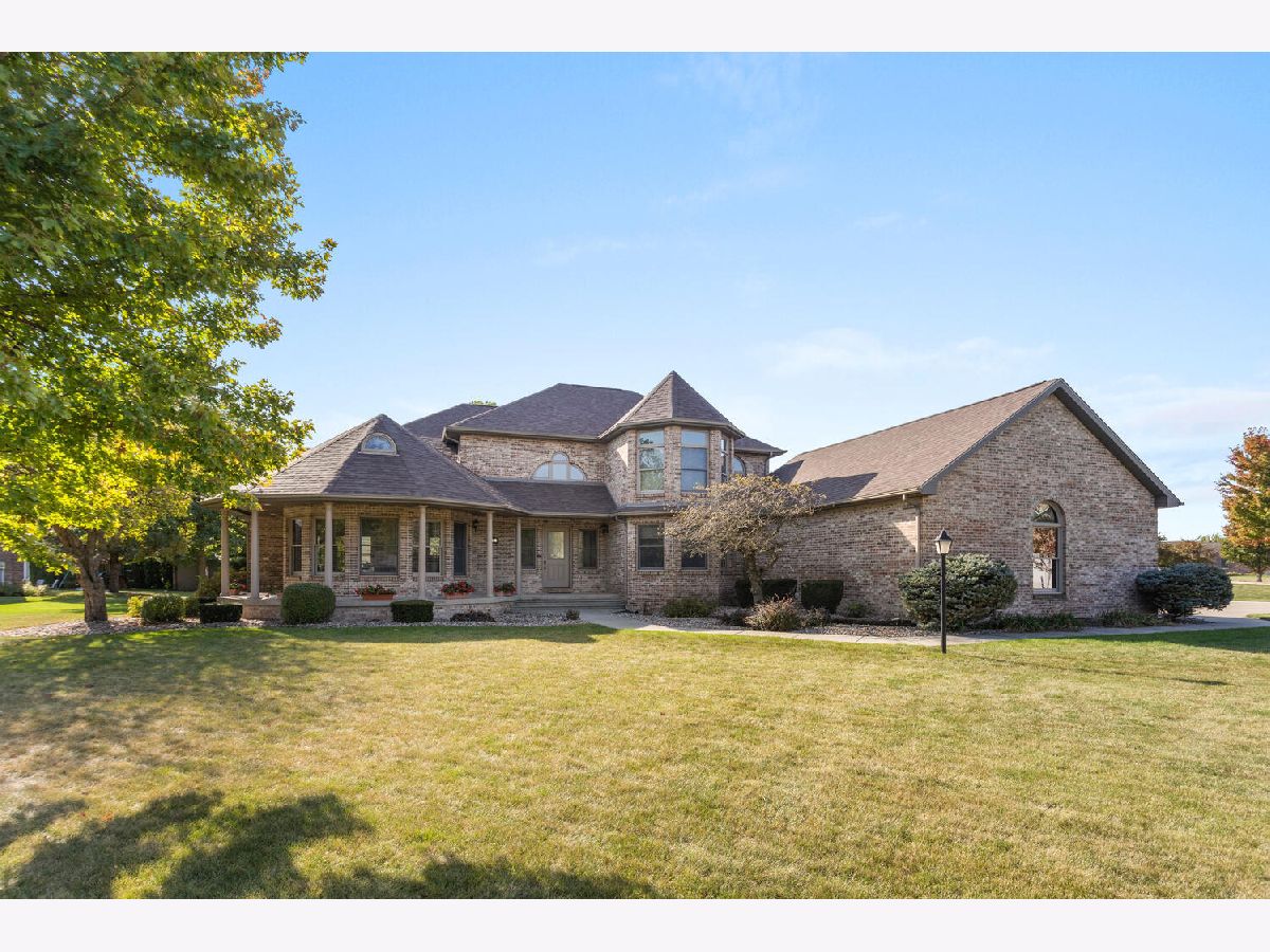  Sold Fairbury Illinois, 37 Lake View