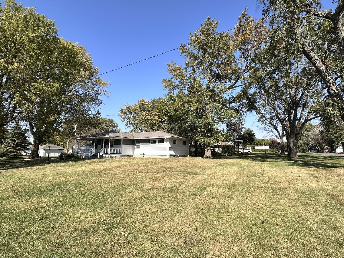  Sold Mansfield Illinois, 209 Newton