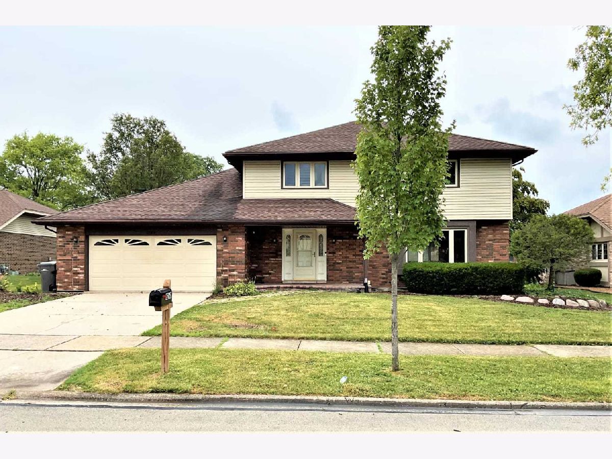 Homes & Townhomes Rented Wedgewood Orland Park Illinois, 8260 Bromley