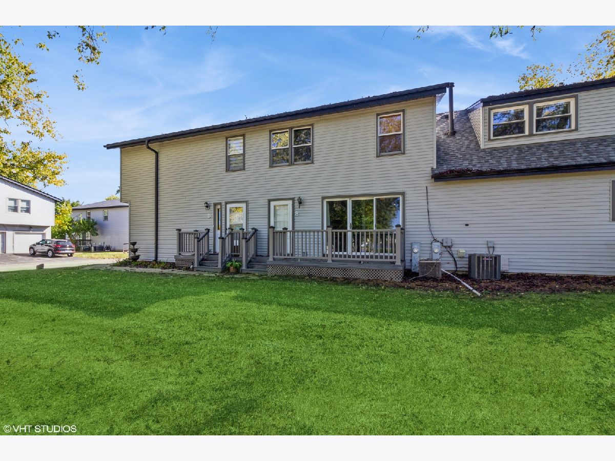 Homes & Townhomes & Condos Sold Fox Croft Aurora Illinois, 1888 Carnation