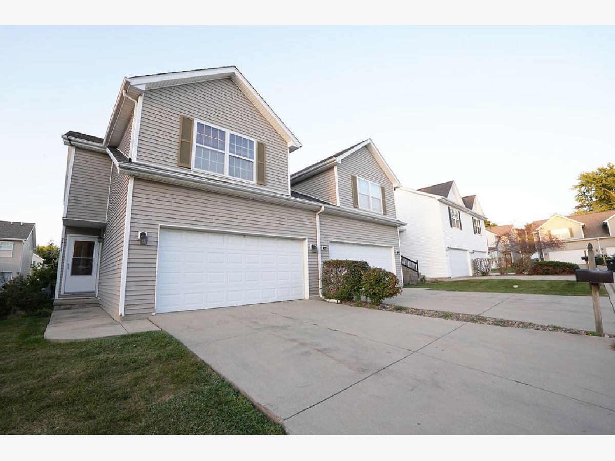 Condos & Townhomes & Homes Sold Links Landing Bloomington Illinois, 1218 Butler