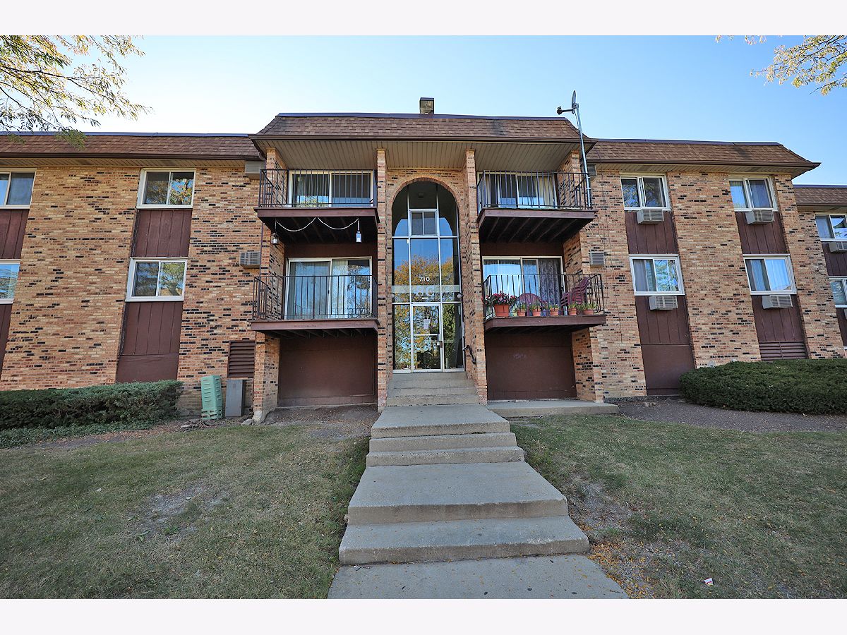Condominiums Sold Highland Crossing Hoffman Estates Illinois, 710 Hill
