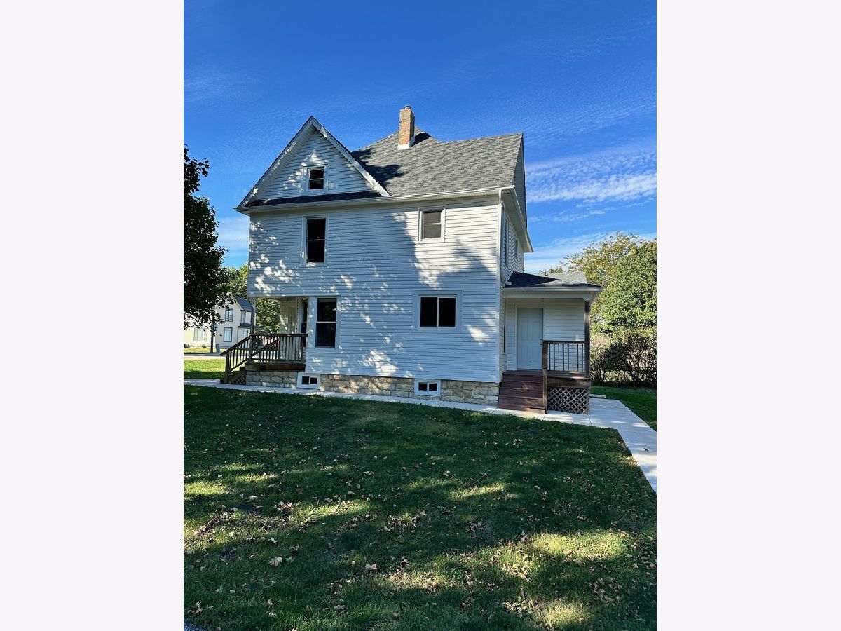  Sold Shabbona Illinois, 206 Shabbona