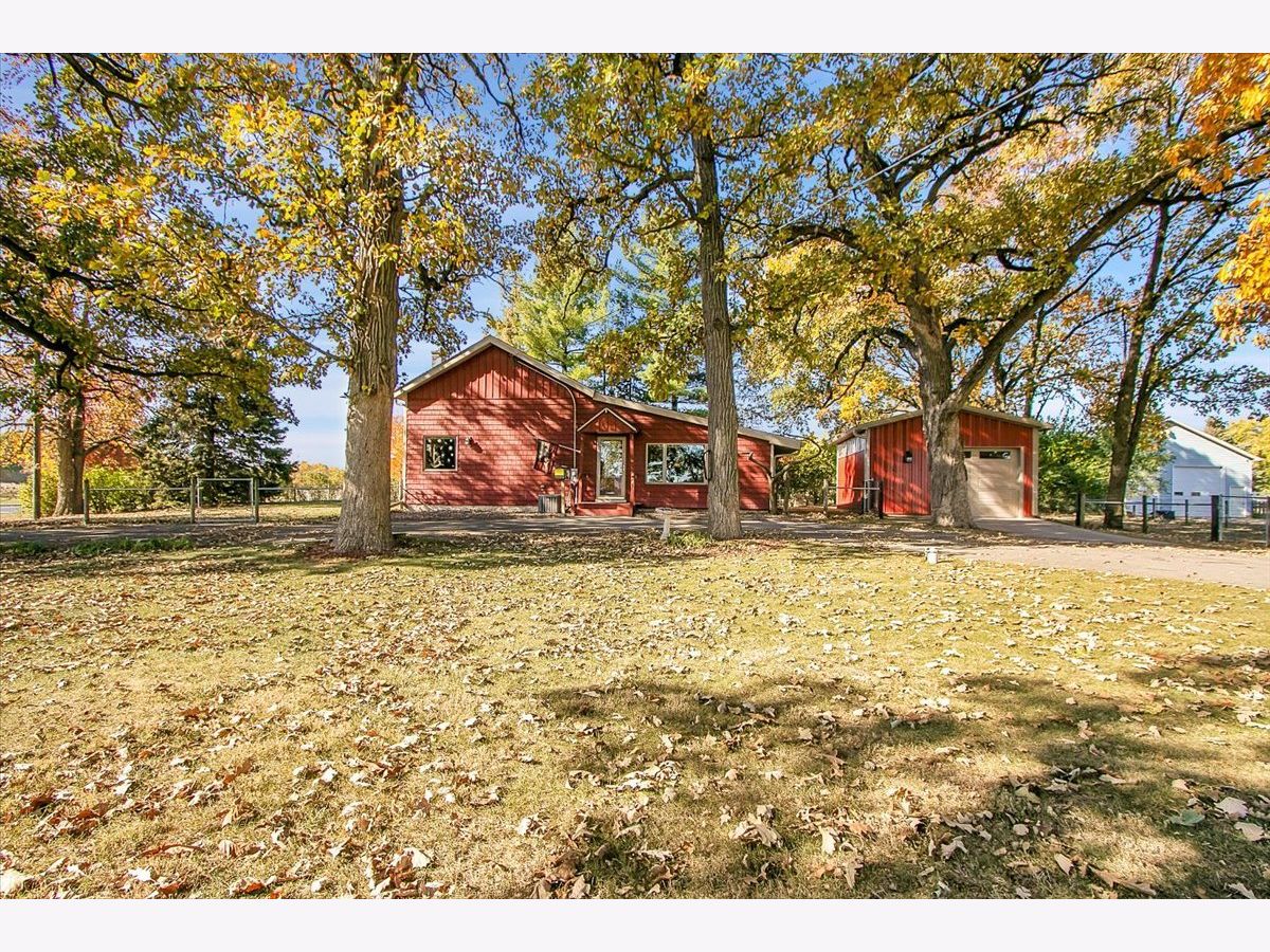  Sold Bristol Illinois, 1729 Kennedy