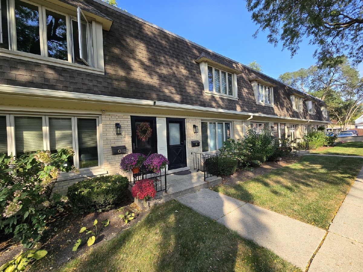 Townhomes & Condos Sold Academy Townhomes Chicago Illinois, 2150 111th