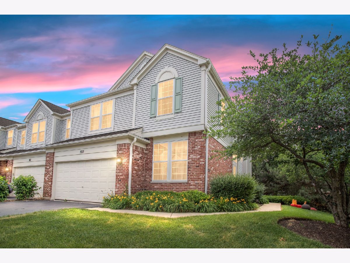 Townhomes Sold Creekside Meadows Algonquin Illinois, 557 Woods Creek