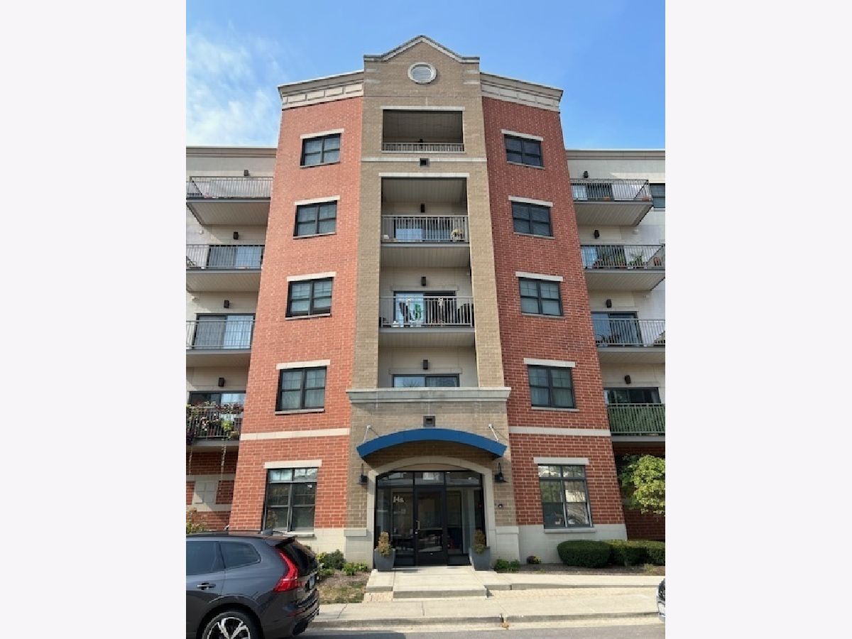 Condominiums Sold Main Street Station Roselle Illinois, 14 Prospect