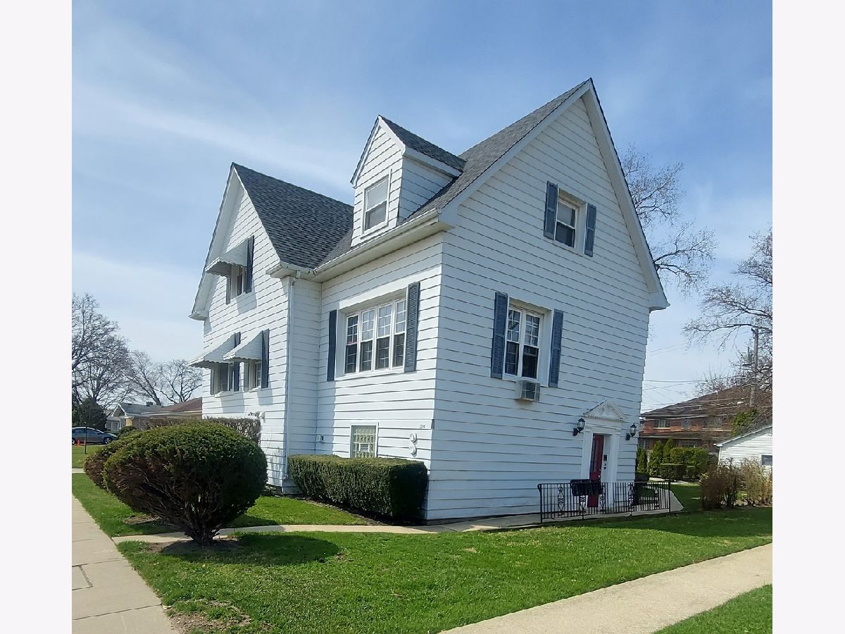 Rented Lincolnwood Illinois, 7314 Crawford