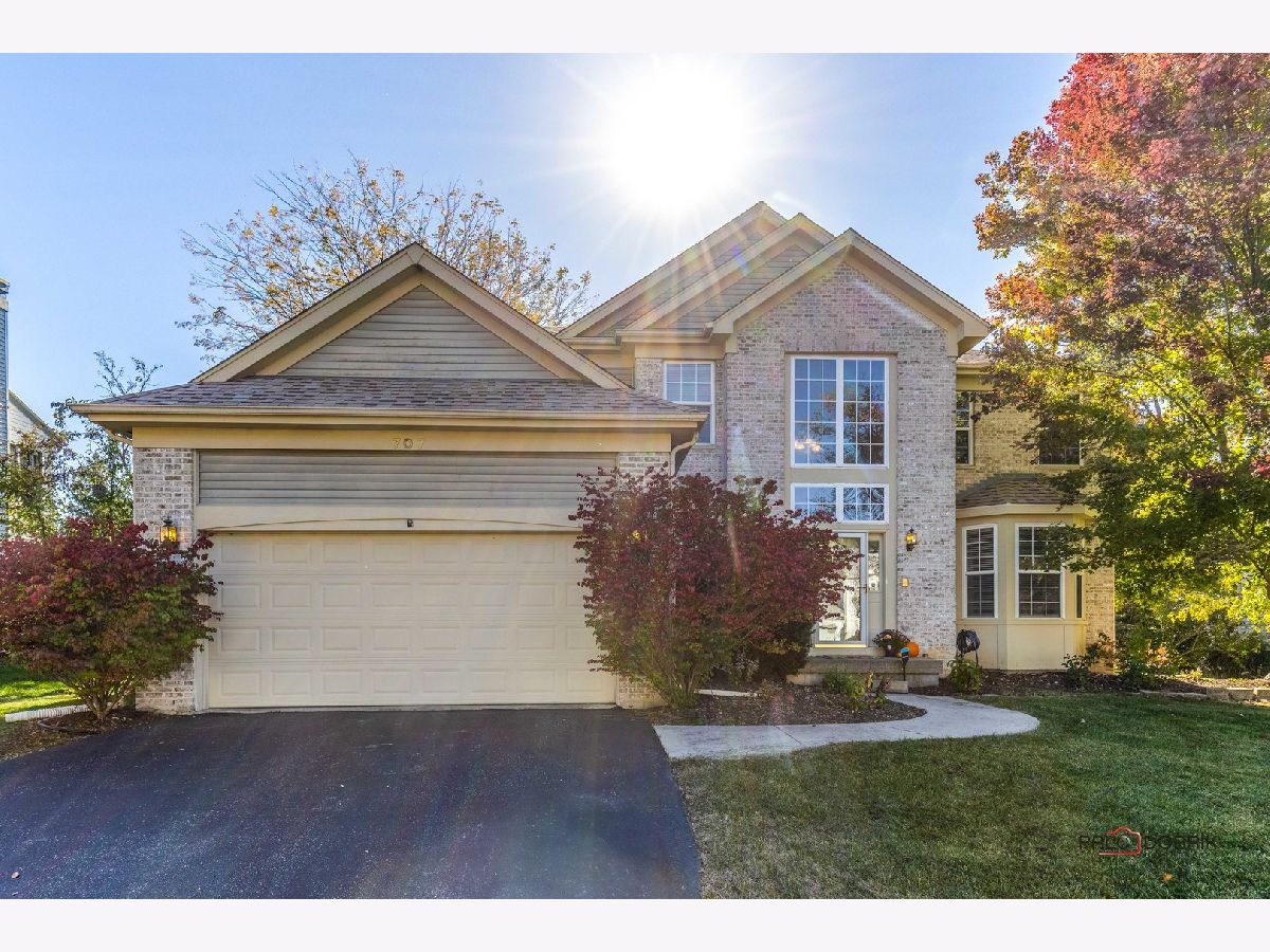 Homes & Townhomes Sold Cedar Crossing Lake Villa Illinois, 707 Park