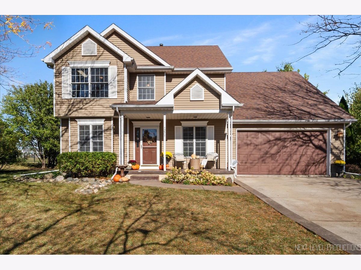 Homes & Condos & Townhomes Sold Knolls At Prairie Creek Dekalb Illinois, 1271 Ivy