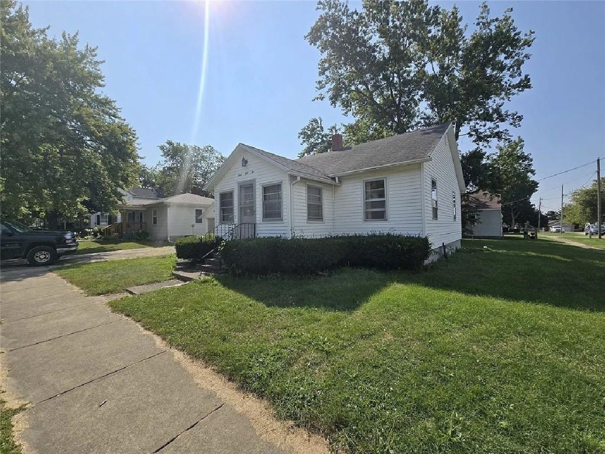  Sold Maroa Illinois, 352 Main