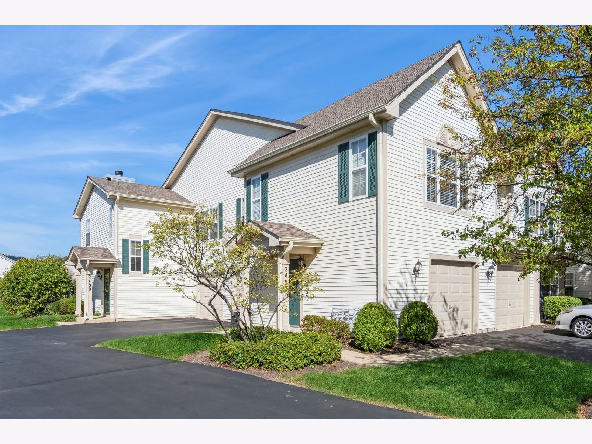 Homes & Townhomes & Condos Sold Lakewood Valley Aurora Illinois, 2482 Frost
