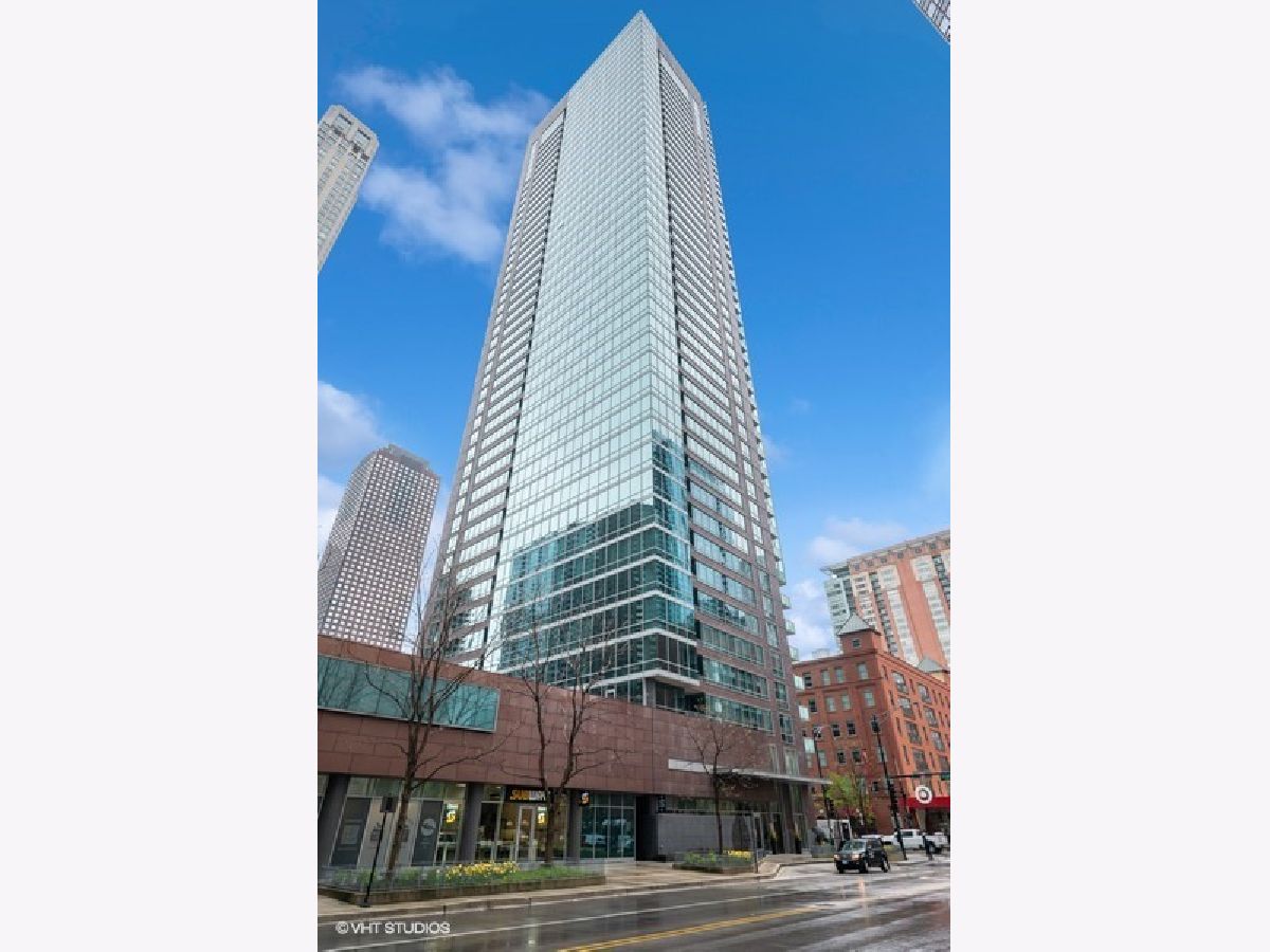 Condos & Townhomes Sold Parkview Condominiums Chicago Illinois, 505 Mcclurg