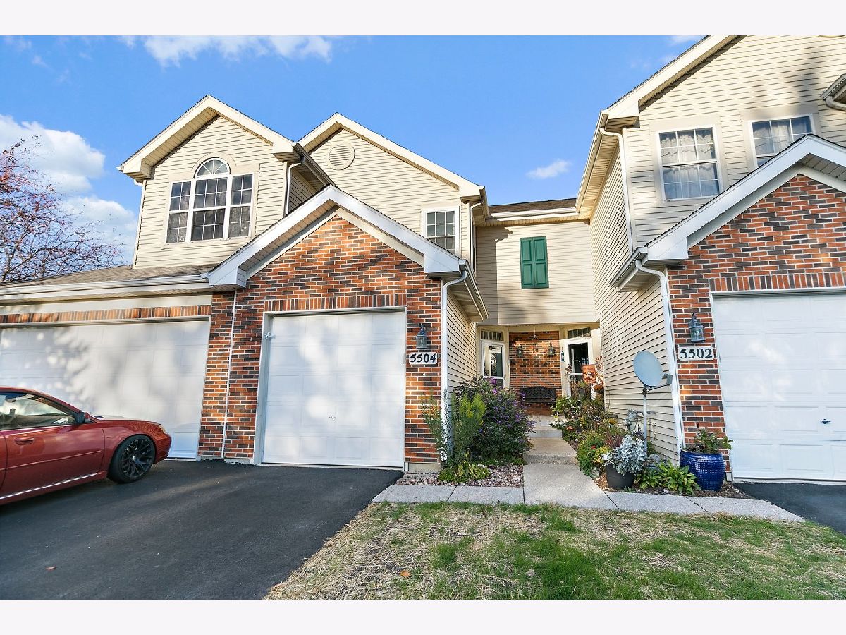 Homes & Townhomes & Condos Sold Kimball Farms Carpentersville Illinois, 5504 Liam