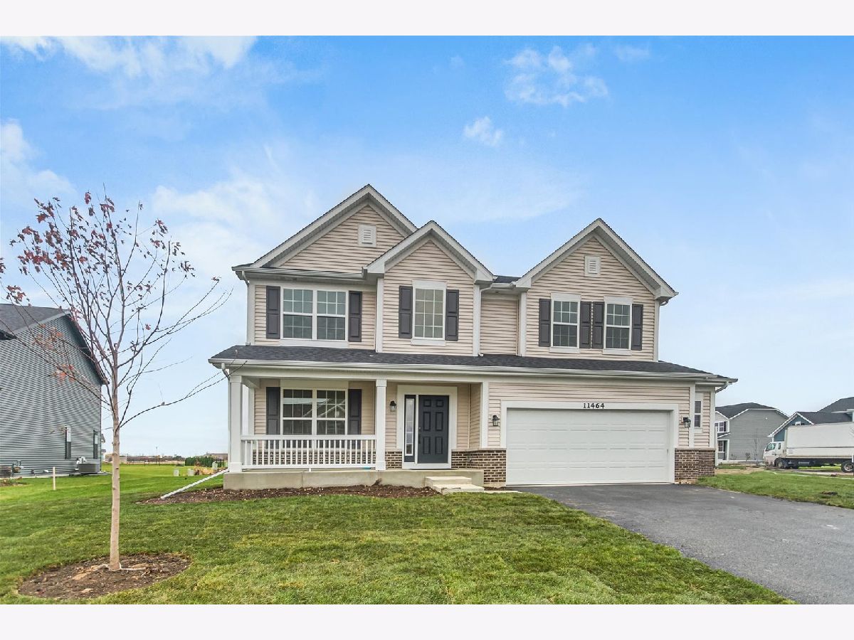 Homes Sold Fieldstone Huntley Illinois, 11464 Saxony