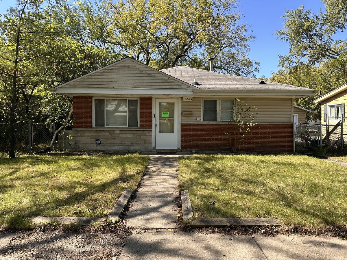 Rented Hazel Crest Illinois, 16880 Anthony
