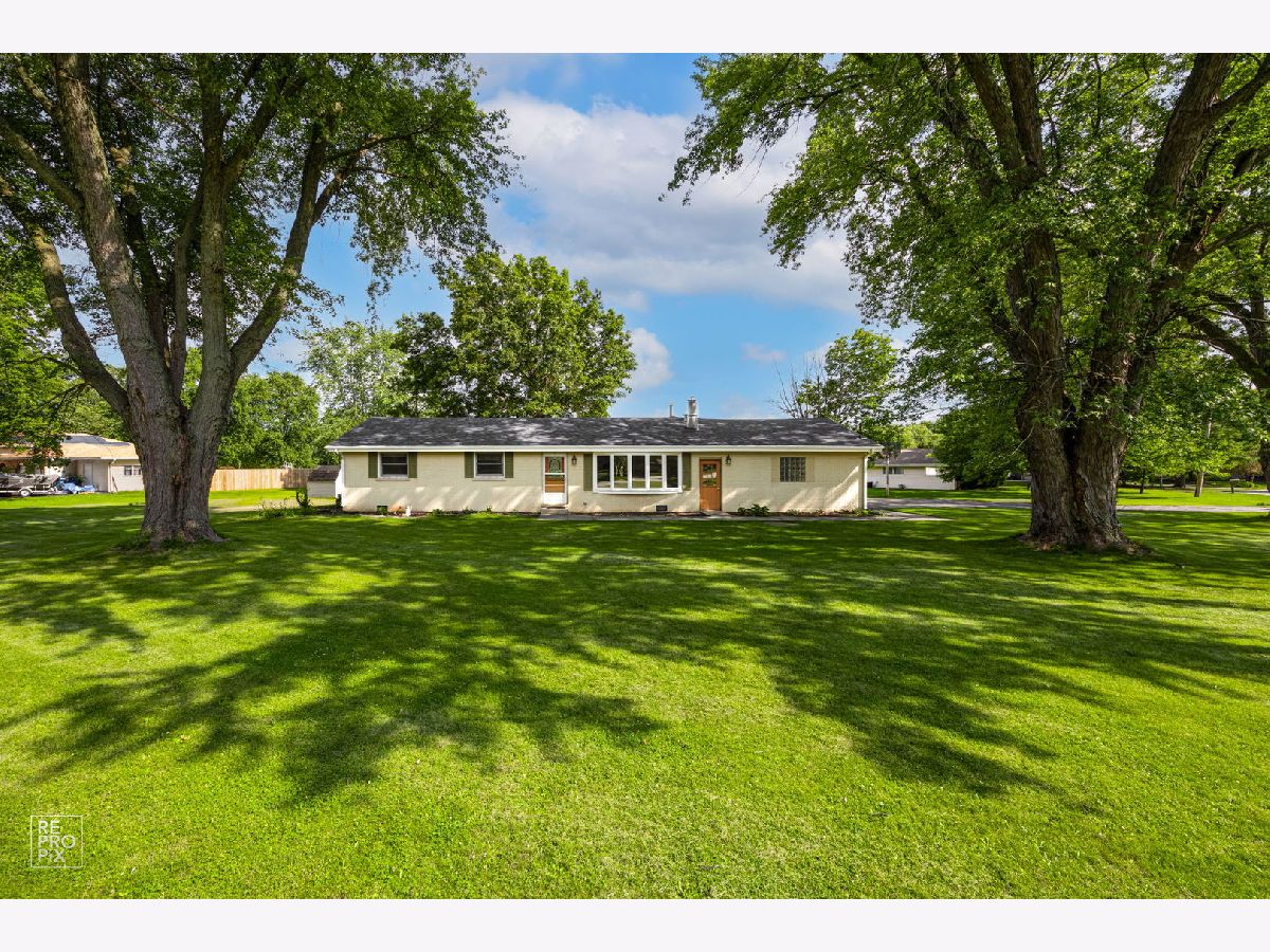 Homes Sold Willowbrook Bristol Illinois, 24 Park