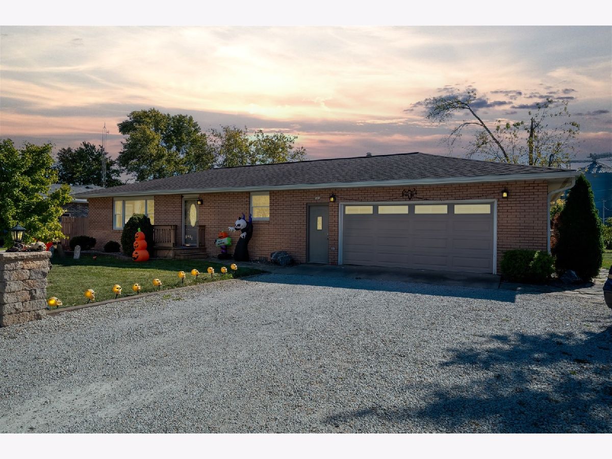  Sold Cornell Illinois, 501 Johnson