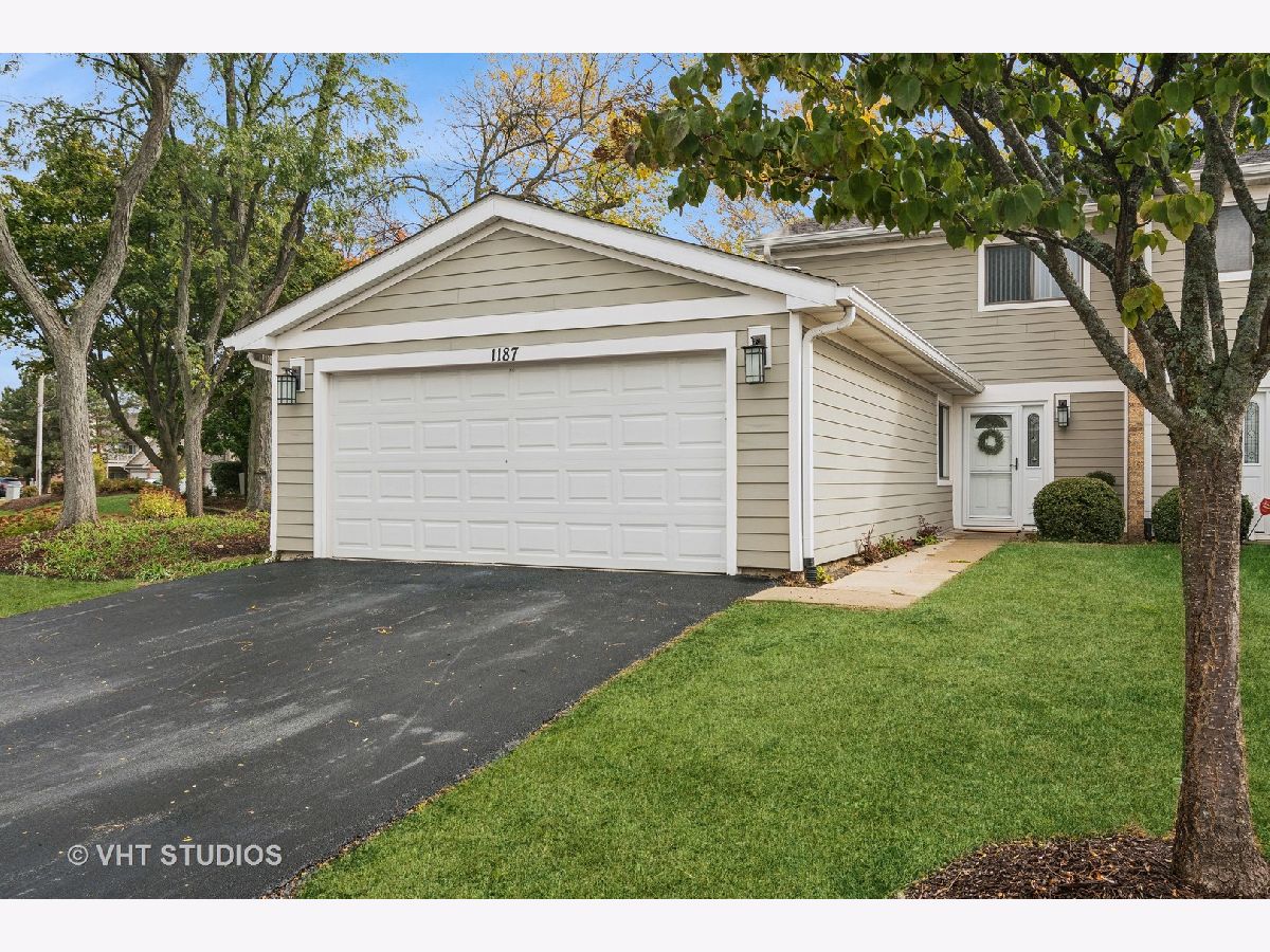 Townhomes Sold Amber Ridge Palatine Illinois, 1187 Chesapeake