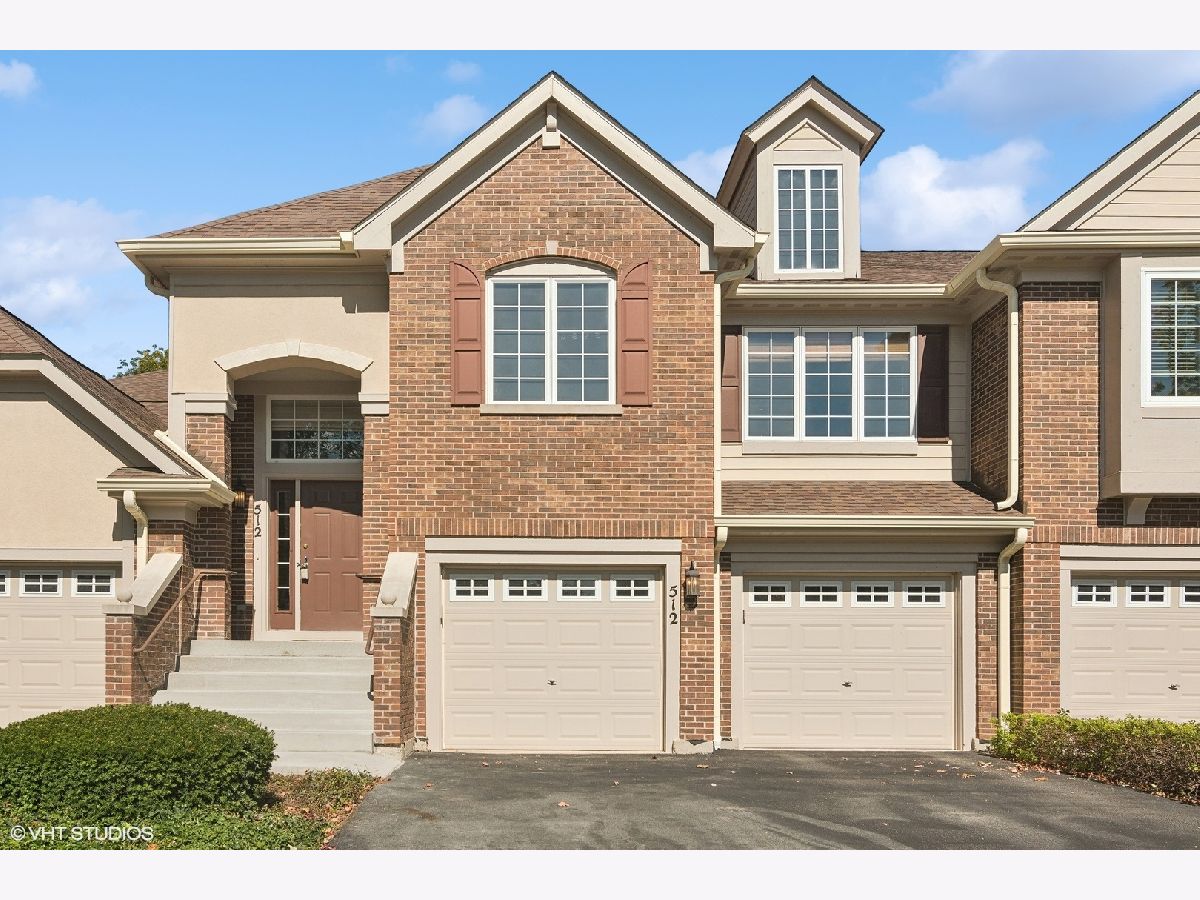 Townhomes & Condos Sold Saddlebrook Vernon Hills Illinois, 512 Saddlebrook