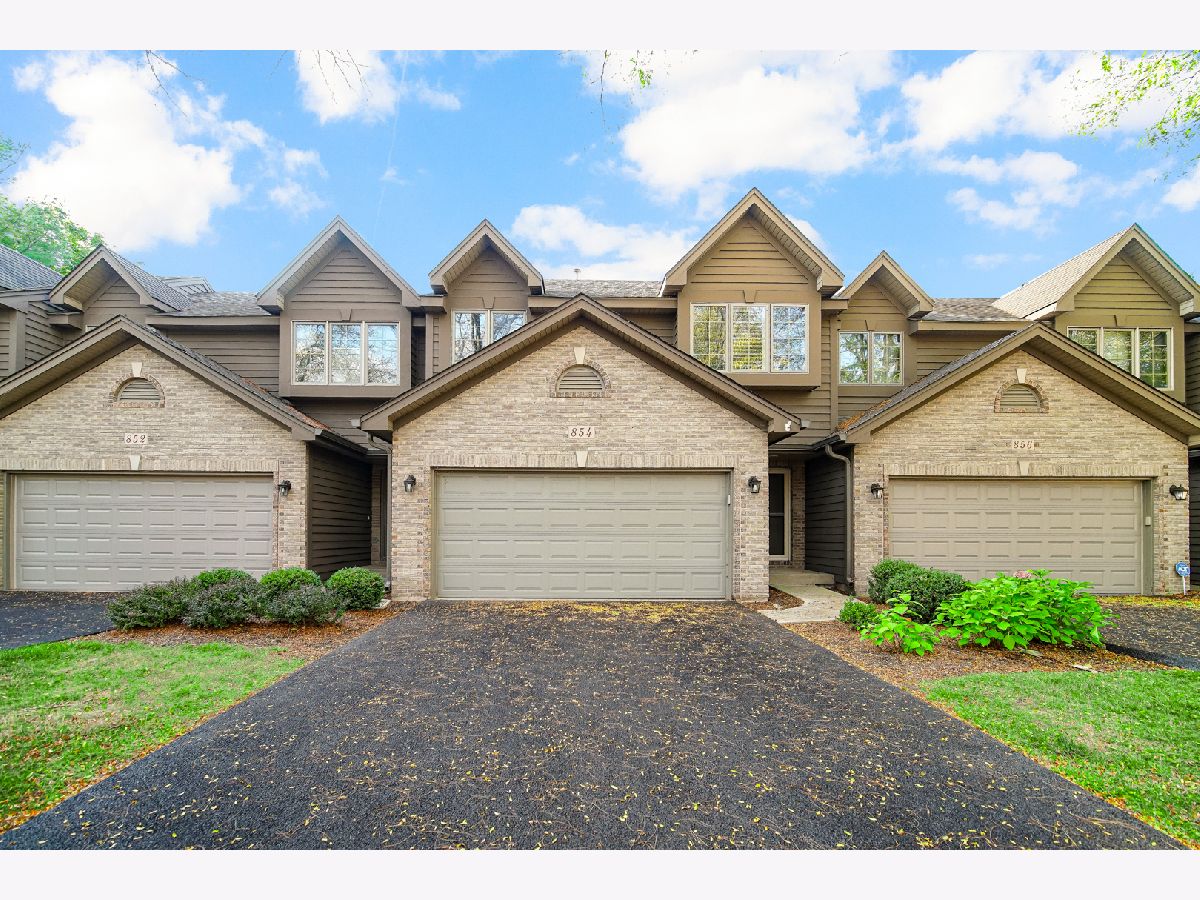 Townhomes Rented Millcreek Elgin Illinois, 854 Millcreek Cir