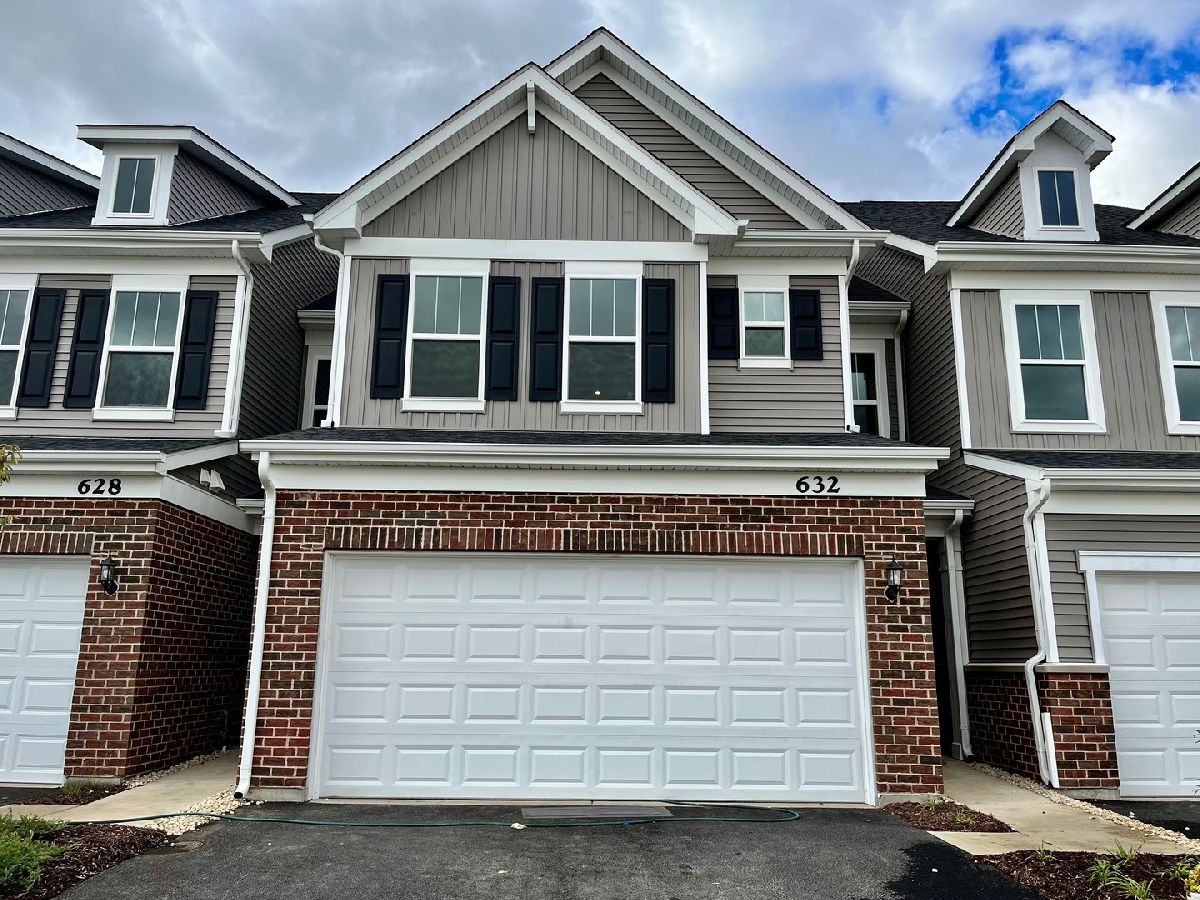 Condos & Townhomes Sold Townes At Sawgrass Bolingbrook Illinois, 632 Switchgrass