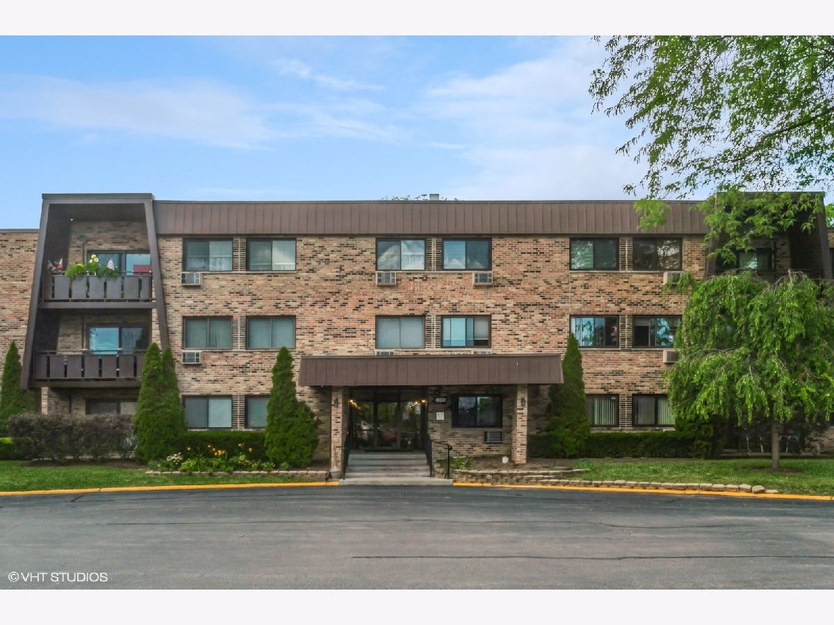 Condominiums Sold Windsor Woods Arlington Heights Illinois, 1205 Hintz