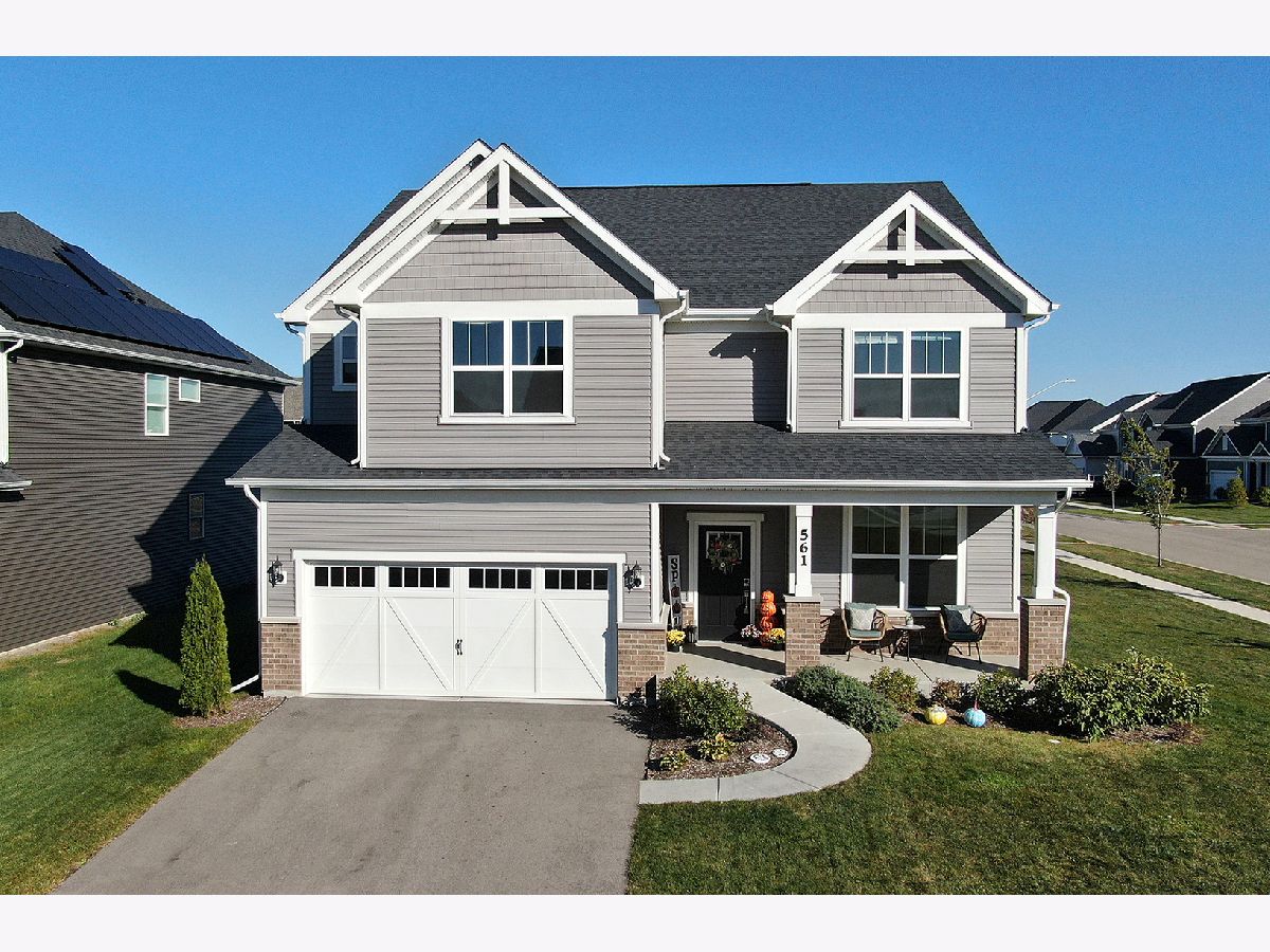 Condos & Townhomes & Homes Sold Sawgrass Bolingbrook Illinois, 561 Golden Star