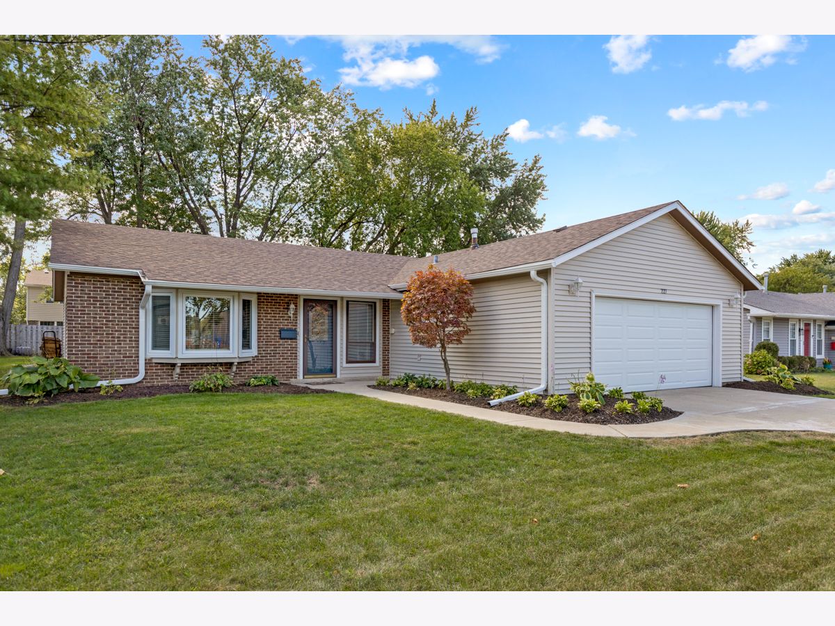 Homes & Townhomes Sold Heatherlea Palatine Illinois, 227 Farmgate