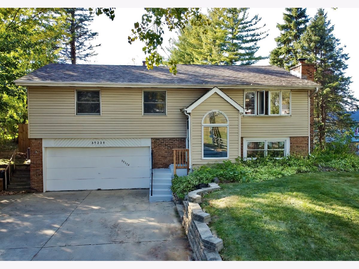 Homes Sold Hilldale Manor Ingleside Illinois, 35238 Sheridan