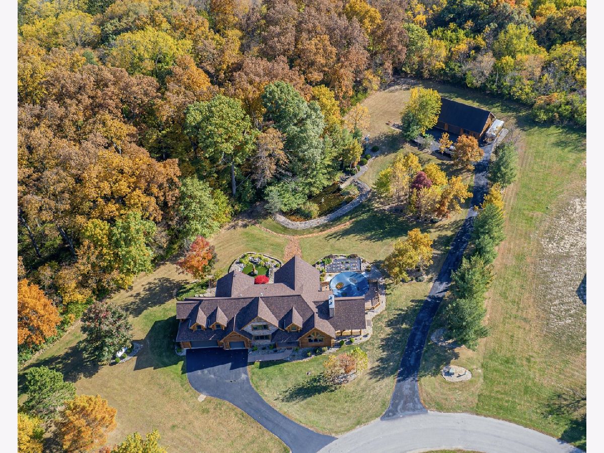  For Sale Grant Park Illinois, 6125 Tulip Lane