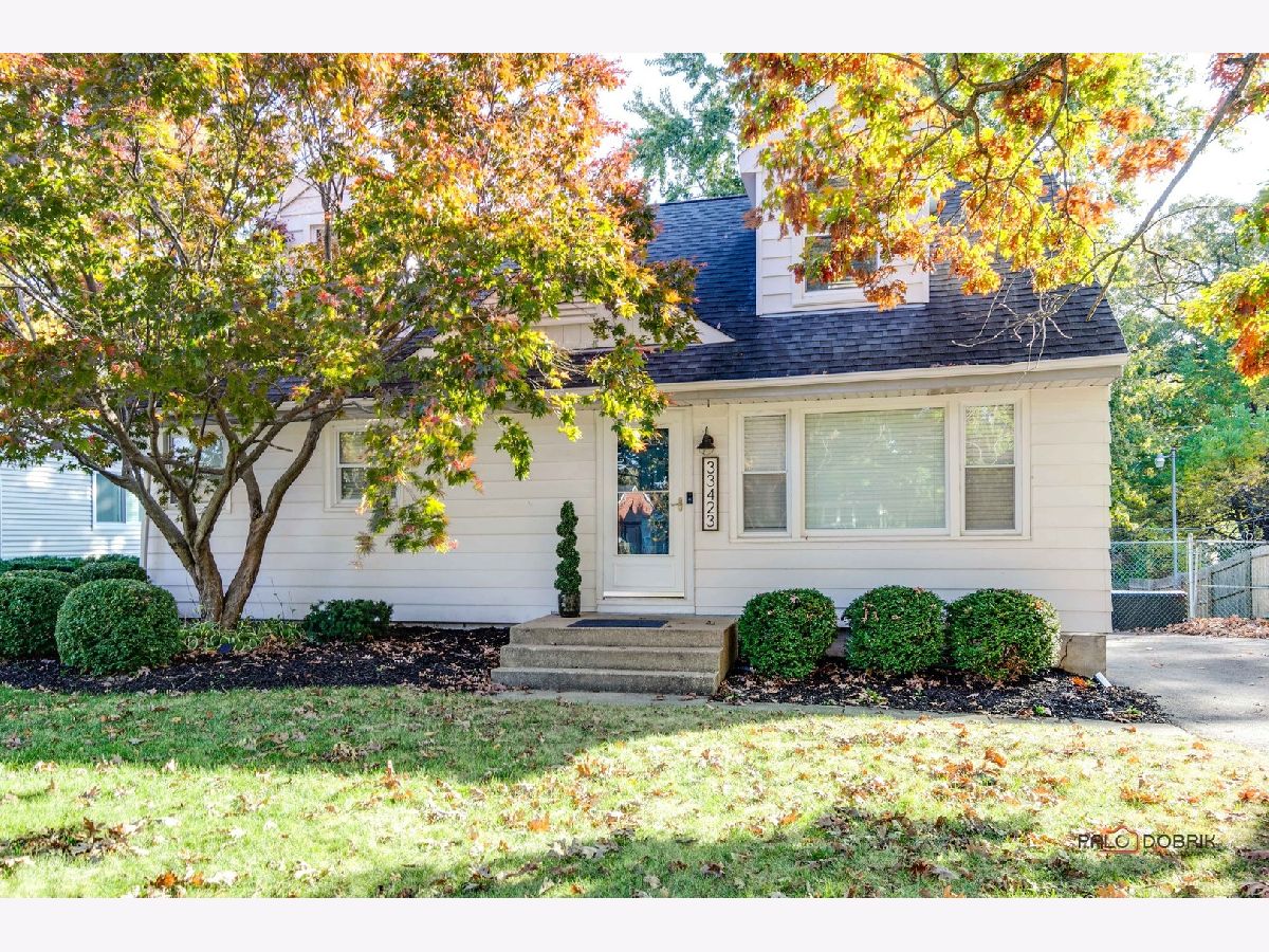 Homes Rented Wildwood Grayslake Illinois, 33423 Mill