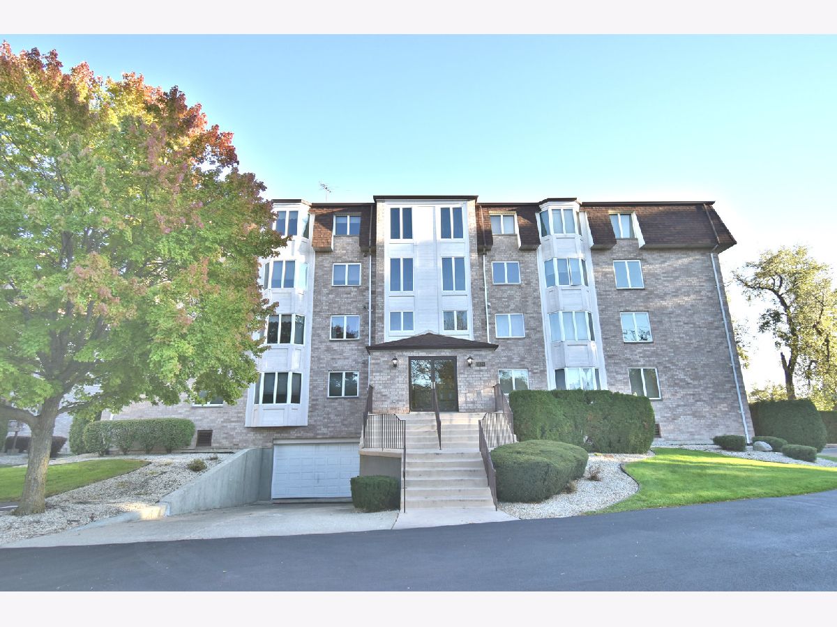 Condominiums Sold Lakeview Club Lansing Illinois, 3620 186th